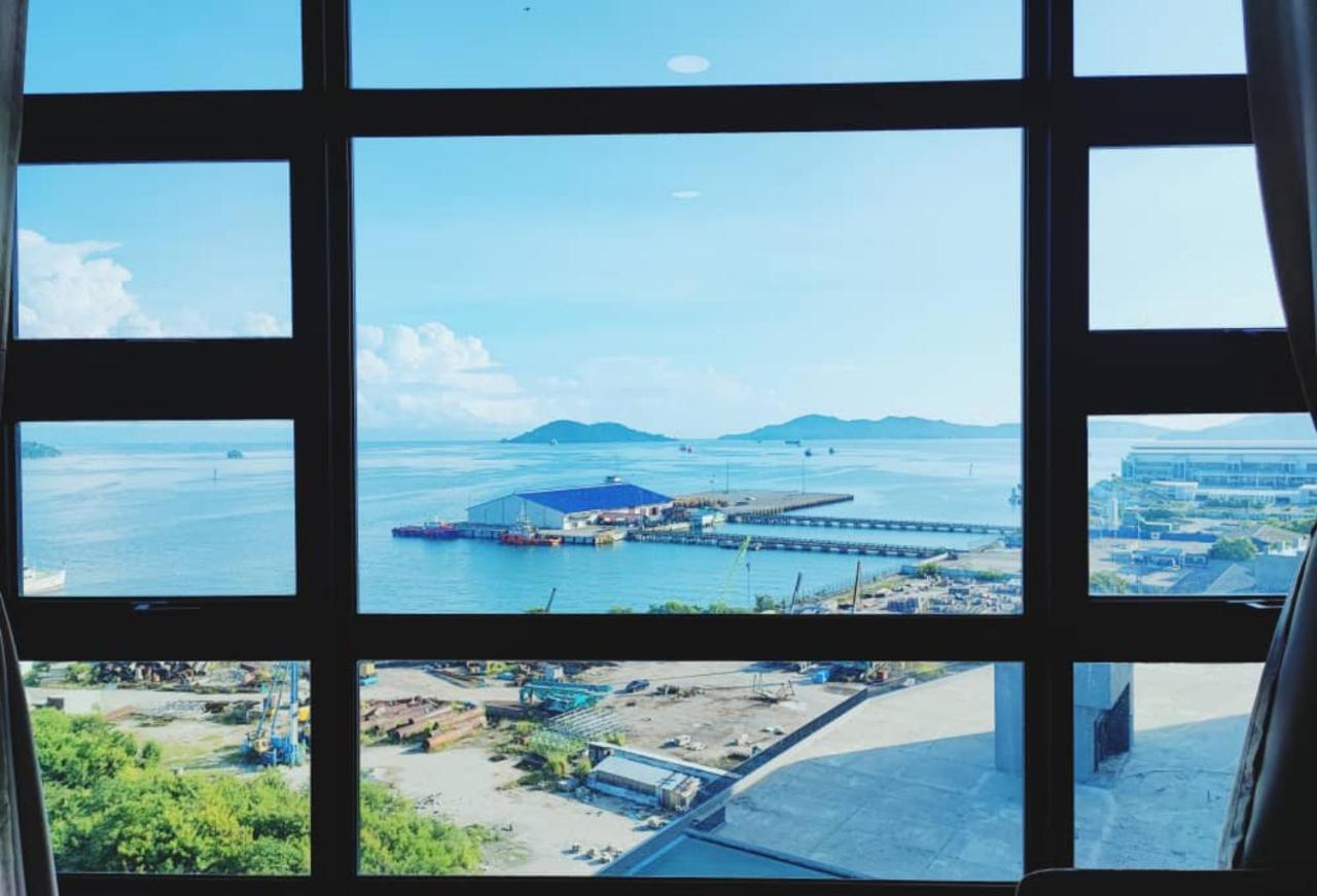 Jesselton Quay Sea View Hotel Кота Кинабалу Екстериор снимка