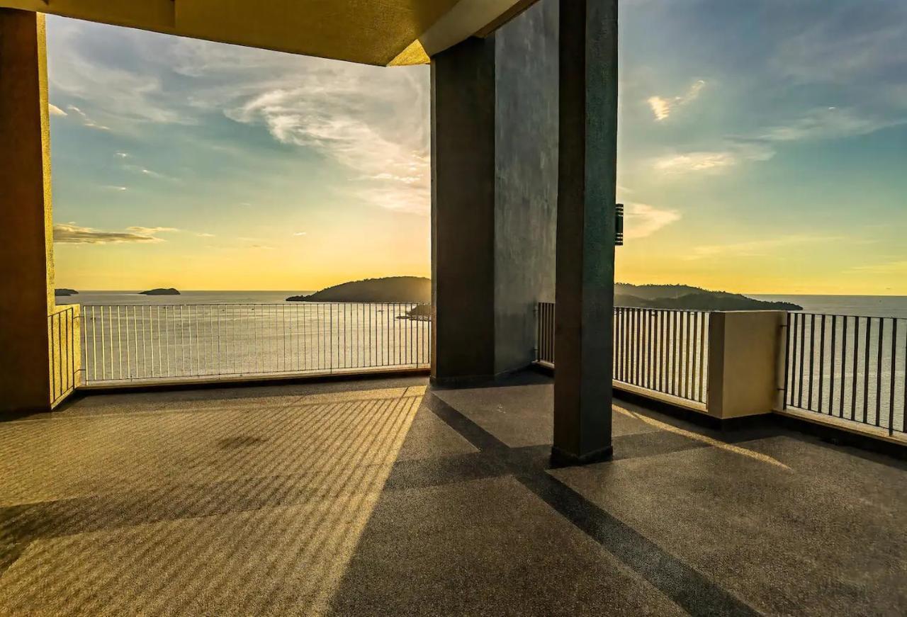 Jesselton Quay Sea View Hotel Кота Кинабалу Екстериор снимка