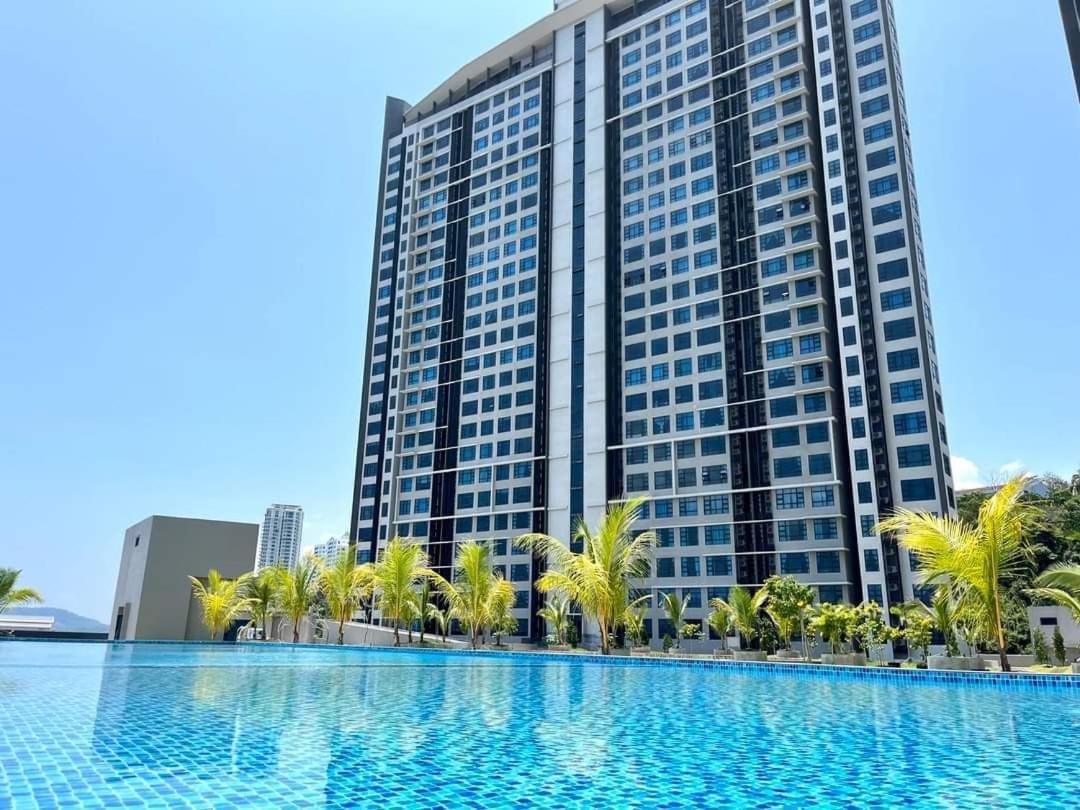 Jesselton Quay Sea View Hotel Кота Кинабалу Екстериор снимка